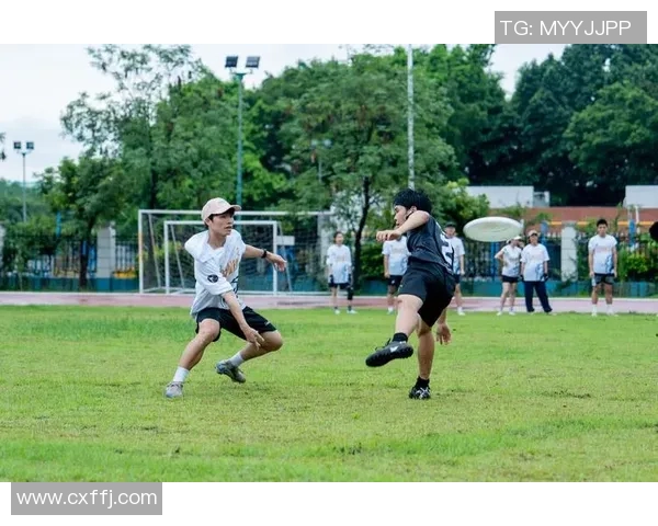 武汉飞盘队荣登全国飞盘意识排行榜第六名展现团队实力与潜力 武汉飞盘队荣登全国飞盘意识排行榜第六名展现团队实力与潜力